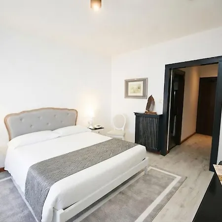 Hotel Enterprise 4*