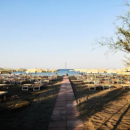 Enterprise 4* Montalto di Castro